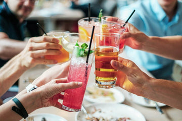 Kombucha con Alcohol: Una estimulante Variante de una de las bebidas fermentadas más disfrutadas!