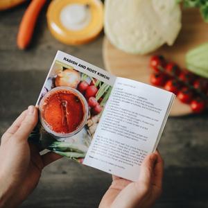 libro con receta de kimchi fermentar verduras kefirko